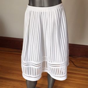 🍁 H&M White Skirt